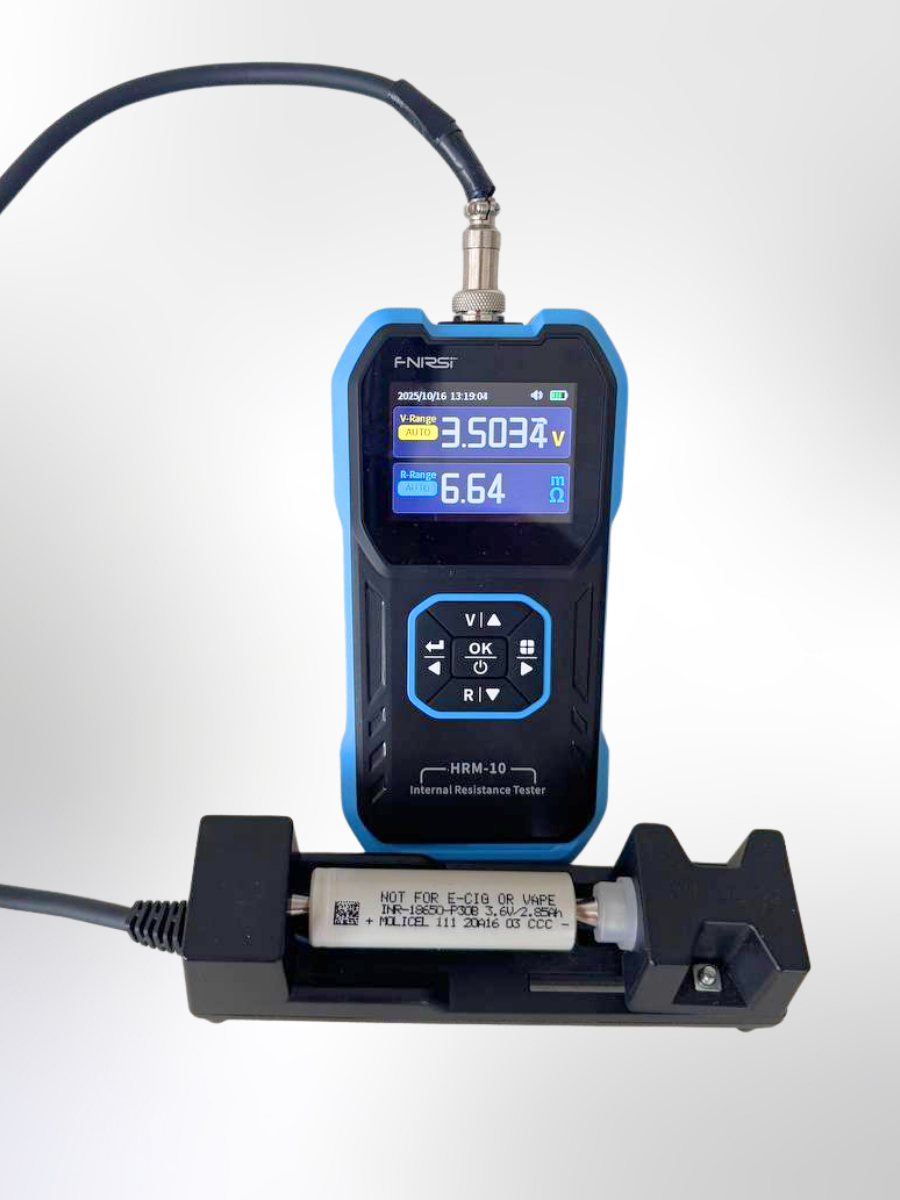 Аккумулятор Li-Ion 3.6V , Molicel INR-18650-P30B