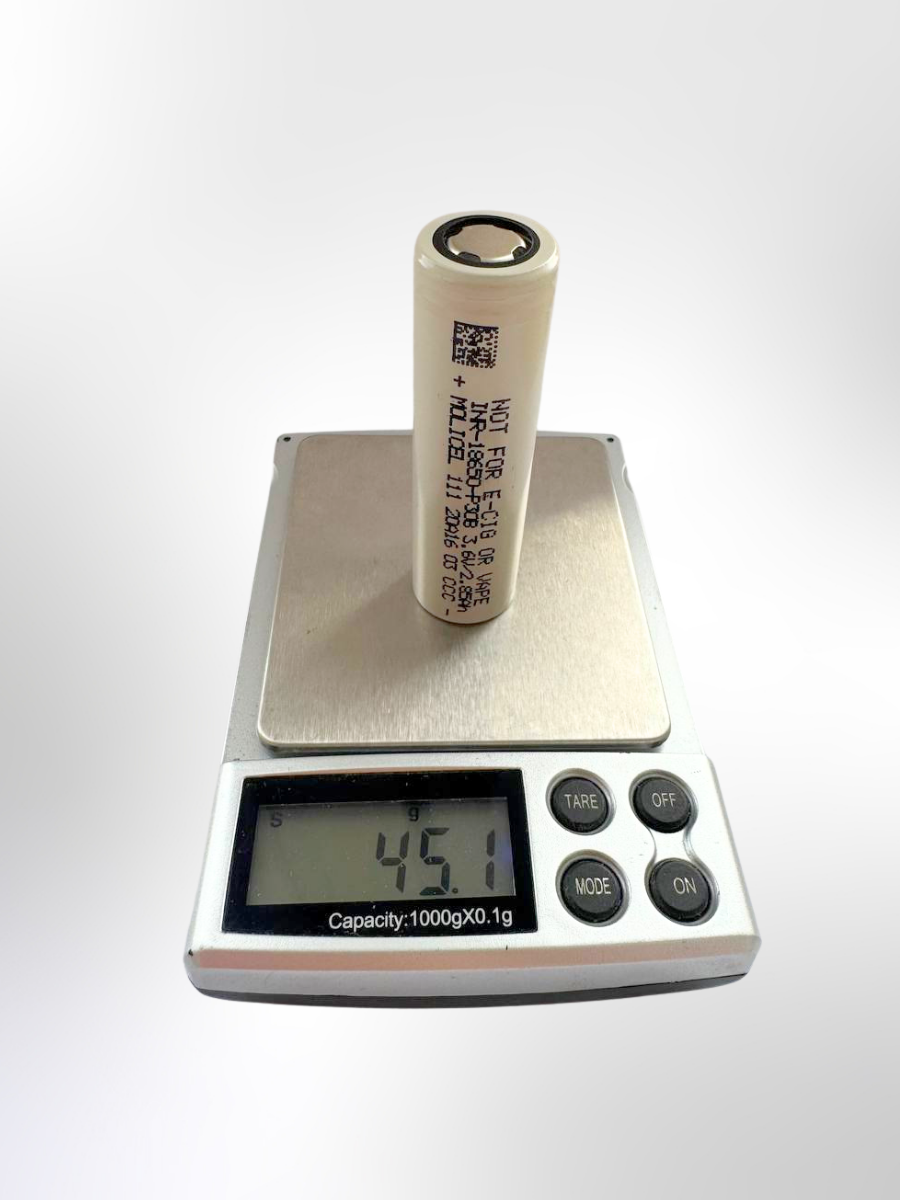 Аккумулятор Li-Ion 3.6V , Molicel INR-18650-P30B